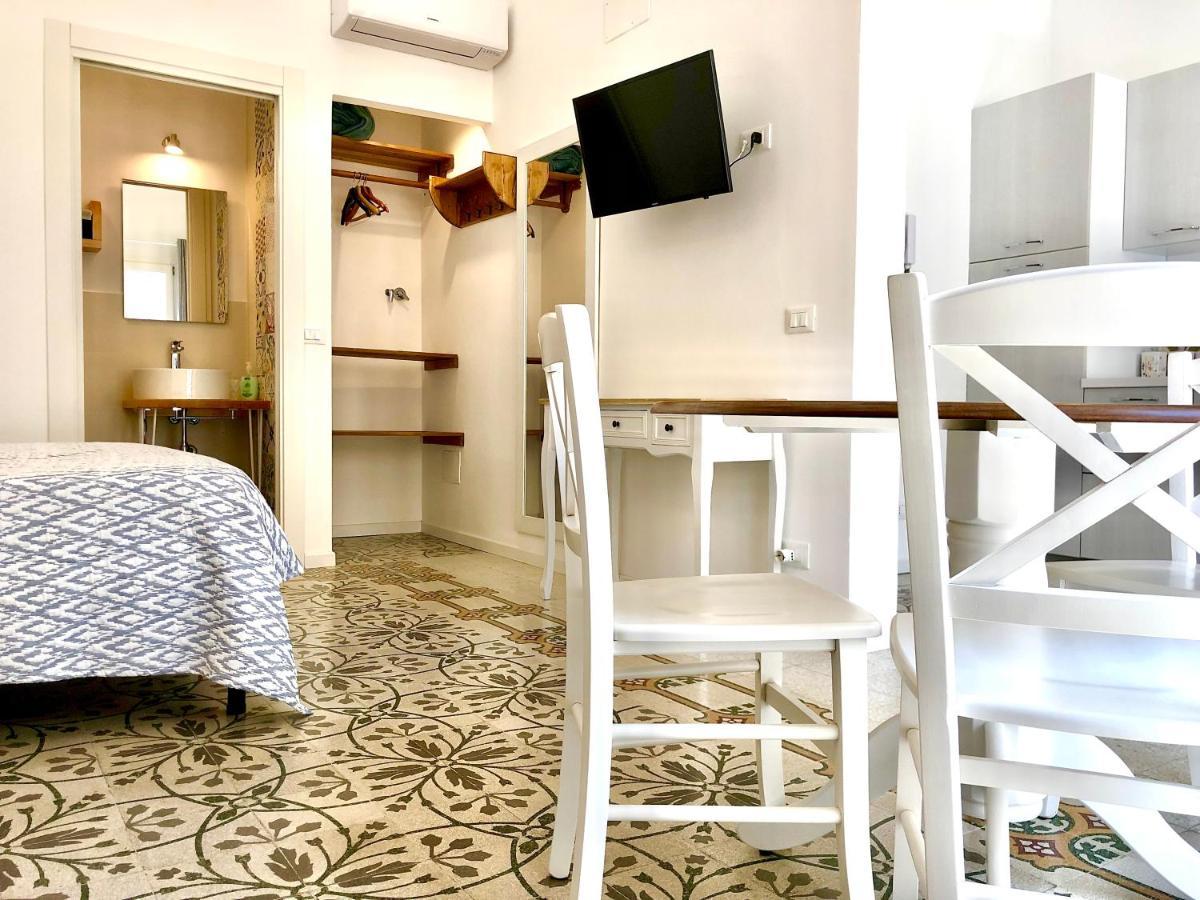 Casa Colore Loft Кастелламмаре-дель-Гольфо Екстер'єр фото